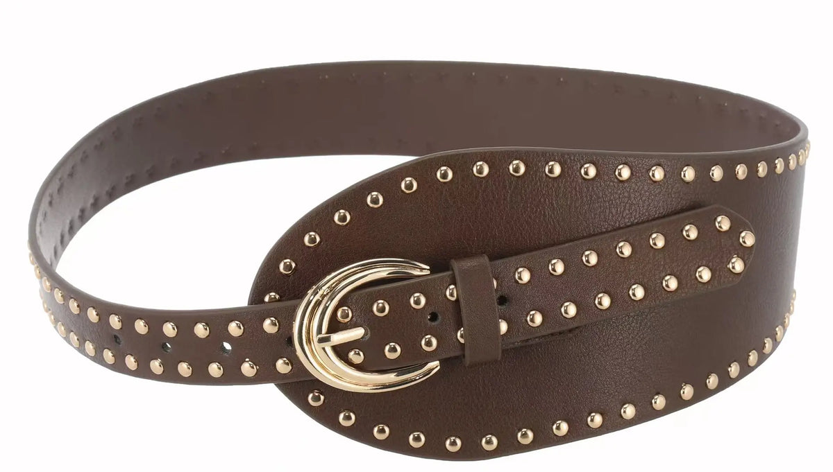 Cinturón boho con tachas y hebilla ovalada