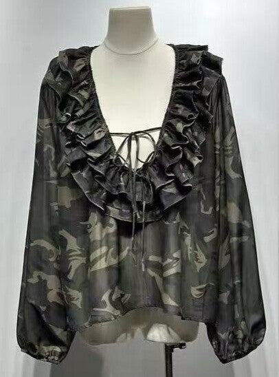 Camisa con volantes camuflada | Exclusiva Miró Boho Chic